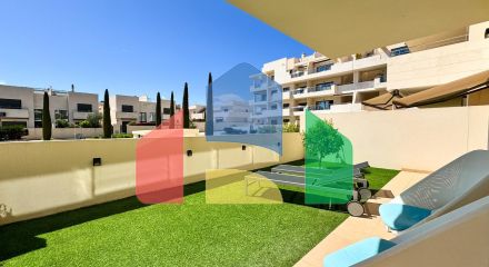 ШИКАРНАЯ КВАРТИРА С ТУР-ЛИЦЕНЗИЕЙ. 2 СПАЛЬНИ. 2 ВАННЫЕ КОМНАТЫ. ГАРАЖ+КЛАДОВКА. БАССЕЙН.