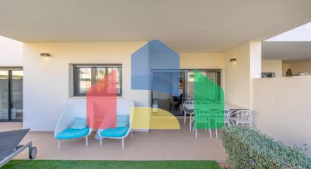 ШИКАРНАЯ КВАРТИРА С ТУР-ЛИЦЕНЗИЕЙ. 2 СПАЛЬНИ. 2 ВАННЫЕ КОМНАТЫ. ГАРАЖ+КЛАДОВКА. БАССЕЙН.