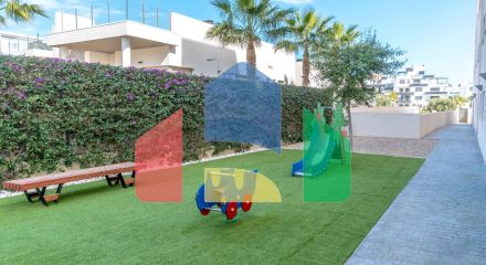 ШИКАРНАЯ КВАРТИРА С ТУР-ЛИЦЕНЗИЕЙ. 2 СПАЛЬНИ. 2 ВАННЫЕ КОМНАТЫ. ГАРАЖ+КЛАДОВКА. БАССЕЙН.