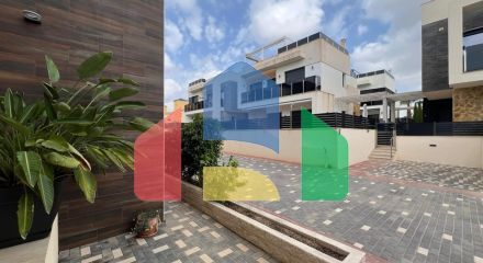 Villa in Orihuela Costa ID B10915