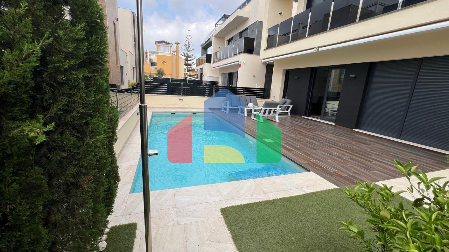 Вилла в Ориуэла Коста ID B10915