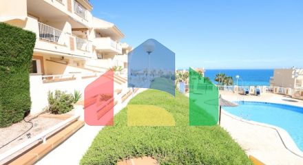 Apartment with sea views in Aguamarina