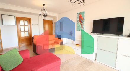 Apartment with sea views in Aguamarina
