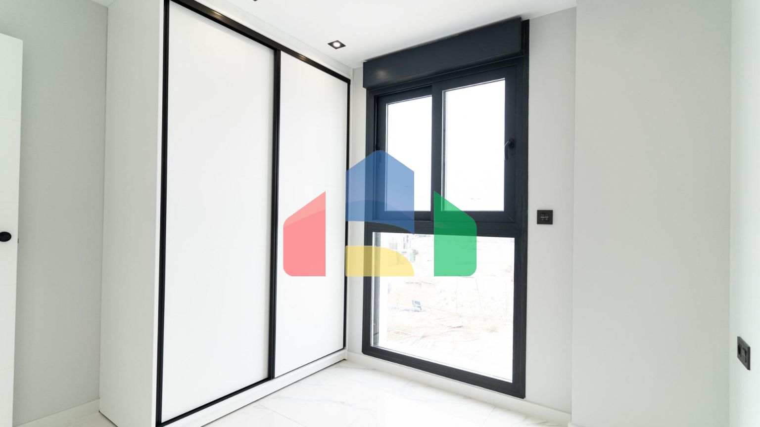 НОВЫЙ ЖИЛОЙ КОМПЛЕКС В ПУНТА-ПРИМА