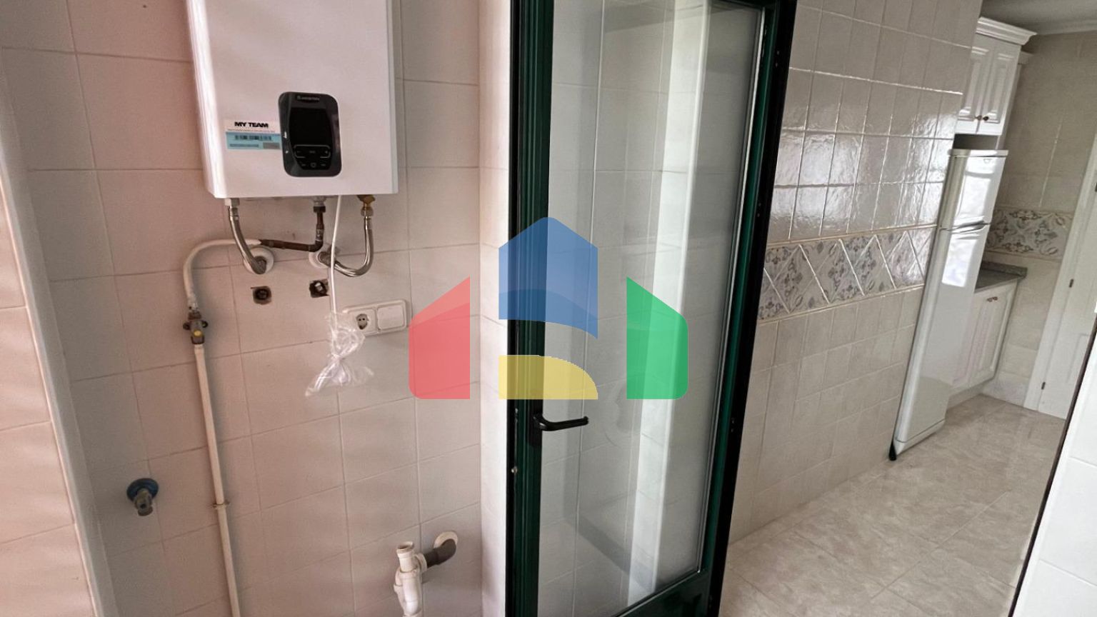 Продажа готовых апартаментов с ключом в Ломас-де-Кампоамор, Ориуэла Коста