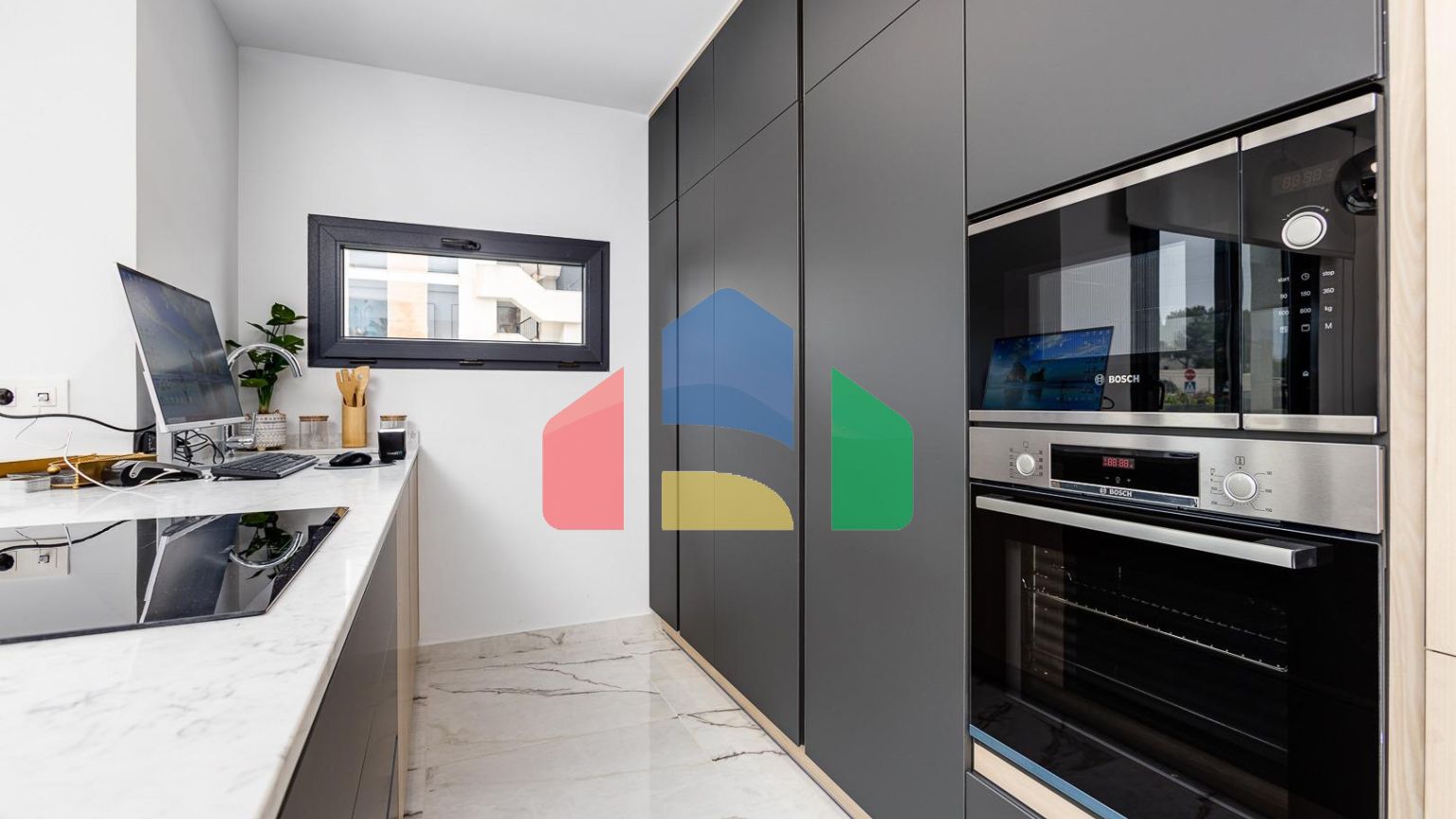 НОВЫЙ ЖИЛОЙ КОМПЛЕКС В ЛОС АЛЬТОС