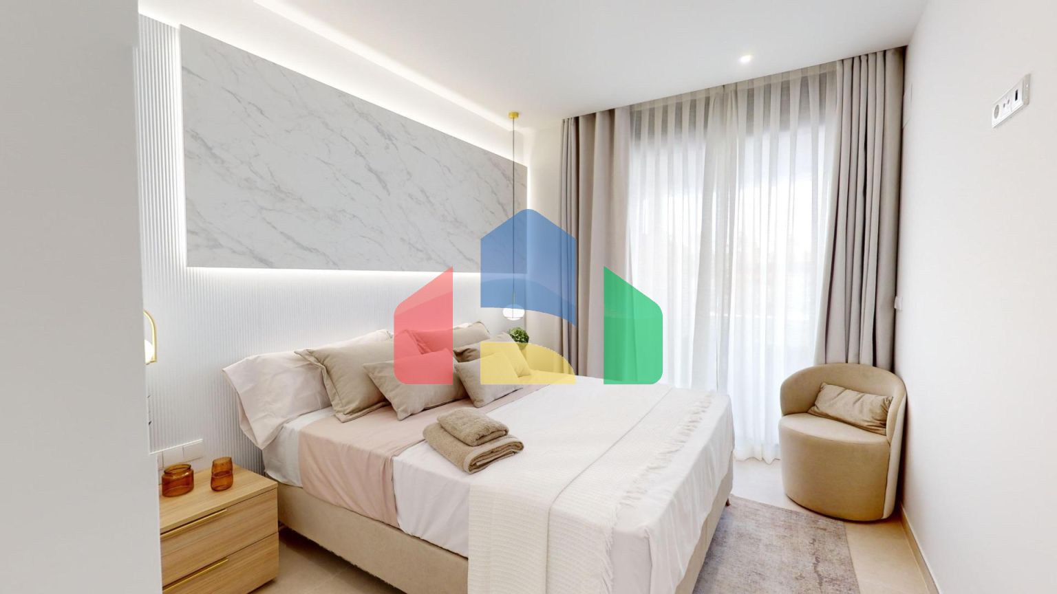 НОВЫЙ ЖИЛОЙ КОМПЛЕКС В ЛОМАС-ДЕ-КАБО-РОИГ