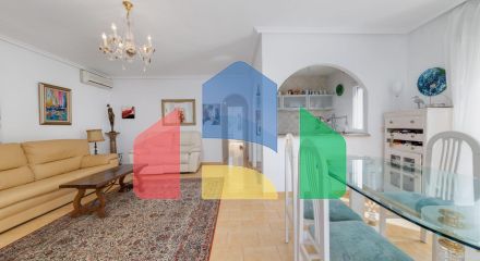 Продается одноэтажная вилла в Ла Зения