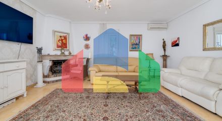 Продается одноэтажная вилла в Ла Зения