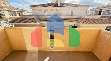 Эксклюзивный спаренный дом с подогревом полов во всем доме после ремонта