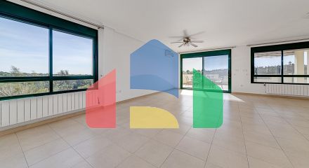 Просторные и роскошные апартаменты с видом на море в Lomas de Campoamor