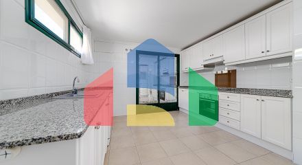 Просторные и роскошные апартаменты с видом на море в Lomas de Campoamor