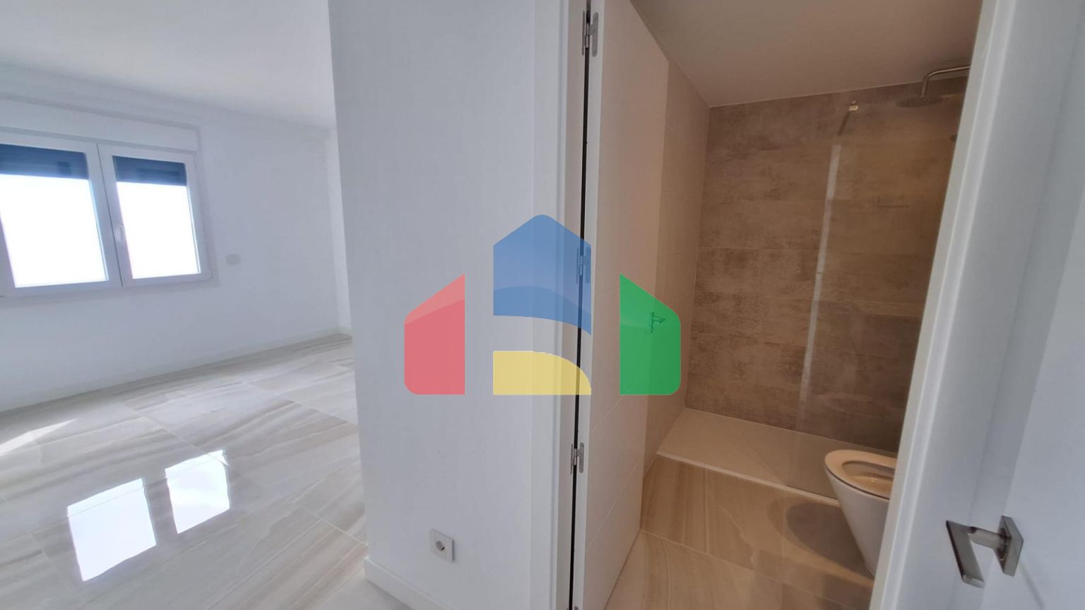 Эффектная мансарда в Пунта Прима, Ориуэла Коста с видом на море