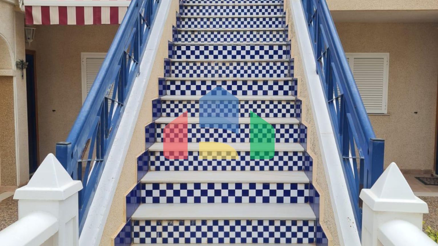 Бунгало в Ориуэла Коста ID B10866