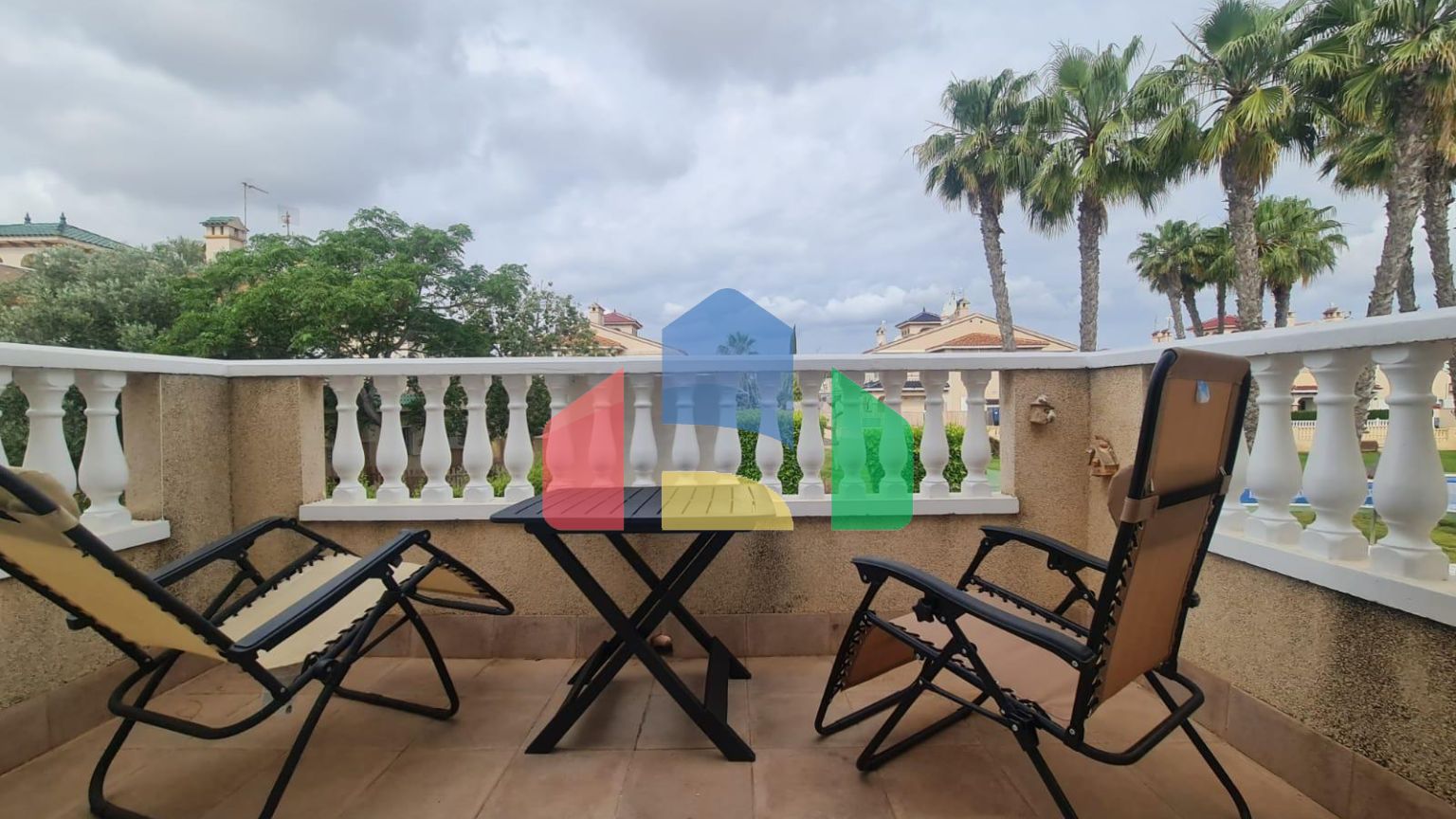 Бунгало в Ориуэла Коста ID B10866