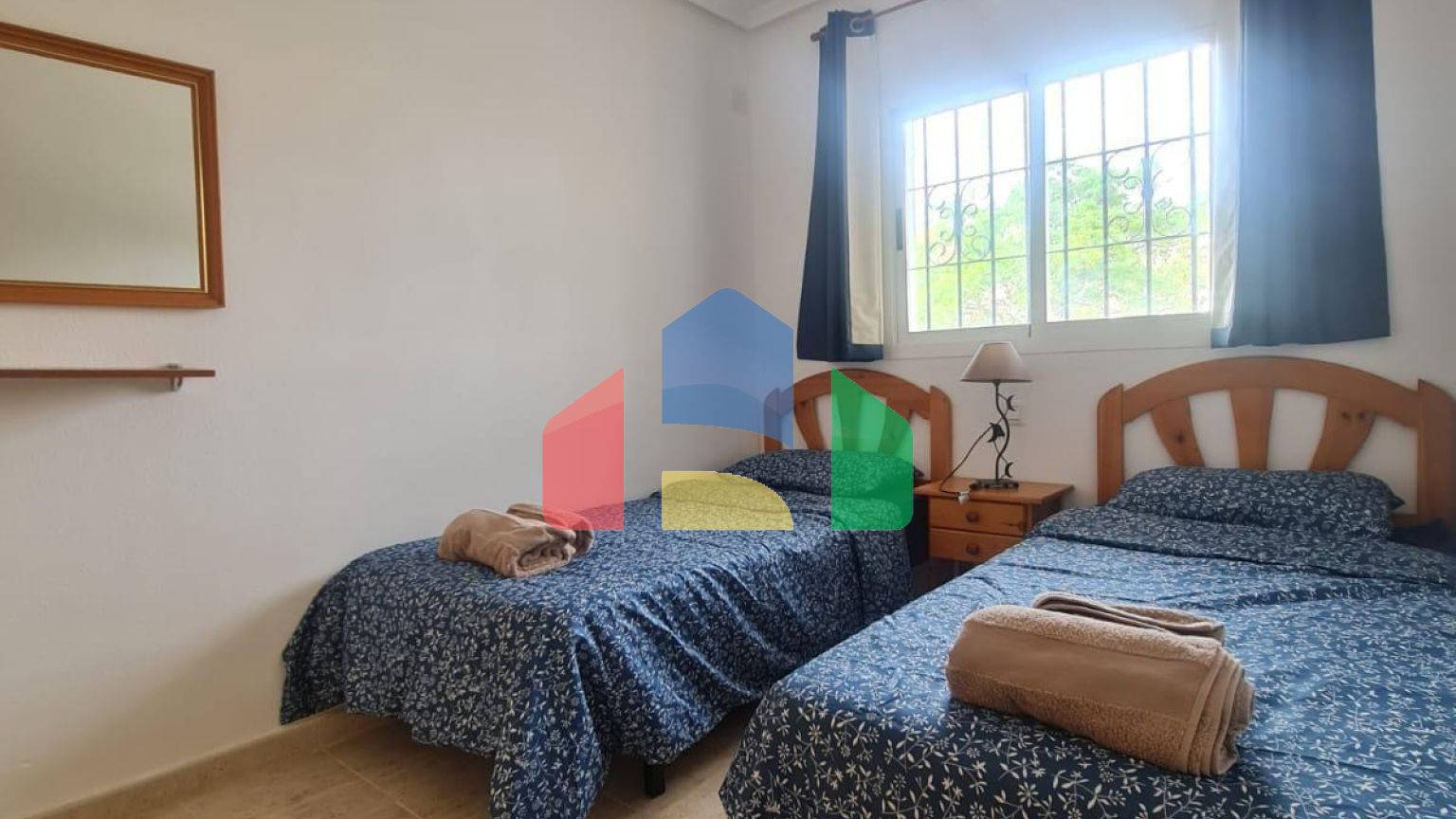 Бунгало в Ориуэла Коста ID B10866