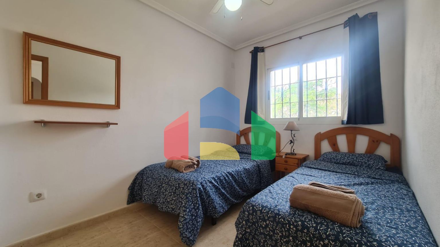 Бунгало в Ориуэла Коста ID B10866