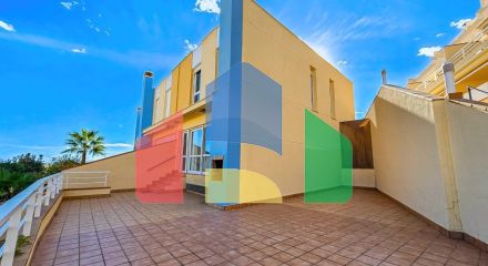 Дуплекс в Ориуэла Коста ID B10670