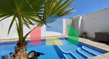 ШИКАРНЫЙ ДОМ С БАССЕЙНОМ! ПОСЛЕ РЕМОНТА! САУНА И БОЛЕЕ 300 м2 УЧАСТОК! ШИКАРНЫЙ ДОМ С БАССЕЙНОМ! ПОСЛЕ РЕМОНТА! САУНА И БОЛЕЕ 300 м2 УЧАСТОК!