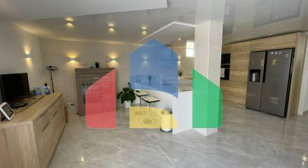 ШИКАРНЫЙ ДОМ С БАССЕЙНОМ! ПОСЛЕ РЕМОНТА! САУНА И БОЛЕЕ 300 м2 УЧАСТОК! ШИКАРНЫЙ ДОМ С БАССЕЙНОМ! ПОСЛЕ РЕМОНТА! САУНА И БОЛЕЕ 300 м2 УЧАСТОК!