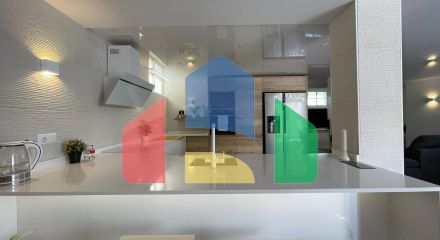 ШИКАРНЫЙ ДОМ С БАССЕЙНОМ! ПОСЛЕ РЕМОНТА! САУНА И БОЛЕЕ 300 м2 УЧАСТОК! ШИКАРНЫЙ ДОМ С БАССЕЙНОМ! ПОСЛЕ РЕМОНТА! САУНА И БОЛЕЕ 300 м2 УЧАСТОК!