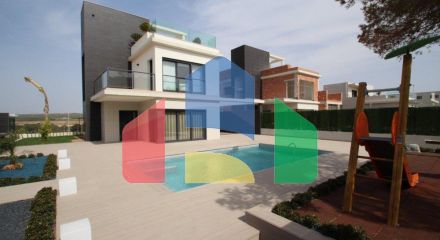 Вилы Deluxe Цена от € 669 000,00