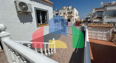 ШИКАРНЫЙ ТАУН-ХАУС ПОСЛЕ РЕМОНТА С УЧАСТКОМ ИИ ОГРОМНЫМ СОЛЯРИЕМ! 3 СПАЛЬНИ. 2 ВАННЫЕ. ПАРКИНГ+КЛАДОВКА. БАССЕЙ ШИКАРНЫЙ ТАУН-ХАУС ПОСЛЕ РЕМОНТА С УЧАСТКОМ ИИ ОГРОМНЫМ СОЛЯРИЕМ! 3 СПАЛЬНИ. 2 ВАННЫЕ. ПАРКИНГ+КЛАДОВКА. БАССЕЙ