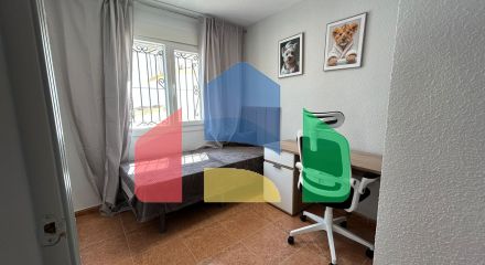 ШИКАРНЫЙ ТАУН-ХАУС ПОСЛЕ РЕМОНТА С УЧАСТКОМ ИИ ОГРОМНЫМ СОЛЯРИЕМ! 3 СПАЛЬНИ. 2 ВАННЫЕ. ПАРКИНГ+КЛАДОВКА. БАССЕЙ ШИКАРНЫЙ ТАУН-ХАУС ПОСЛЕ РЕМОНТА С УЧАСТКОМ ИИ ОГРОМНЫМ СОЛЯРИЕМ! 3 СПАЛЬНИ. 2 ВАННЫЕ. ПАРКИНГ+КЛАДОВКА. БАССЕЙ