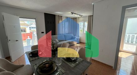 ШИКАРНЫЙ ТАУН-ХАУС ПОСЛЕ РЕМОНТА С УЧАСТКОМ ИИ ОГРОМНЫМ СОЛЯРИЕМ! 3 СПАЛЬНИ. 2 ВАННЫЕ. ПАРКИНГ+КЛАДОВКА. БАССЕЙ ШИКАРНЫЙ ТАУН-ХАУС ПОСЛЕ РЕМОНТА С УЧАСТКОМ ИИ ОГРОМНЫМ СОЛЯРИЕМ! 3 СПАЛЬНИ. 2 ВАННЫЕ. ПАРКИНГ+КЛАДОВКА. БАССЕЙ