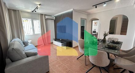 ШИКАРНЫЙ ТАУН-ХАУС ПОСЛЕ РЕМОНТА С УЧАСТКОМ ИИ ОГРОМНЫМ СОЛЯРИЕМ! 3 СПАЛЬНИ. 2 ВАННЫЕ. ПАРКИНГ+КЛАДОВКА. БАССЕЙ ШИКАРНЫЙ ТАУН-ХАУС ПОСЛЕ РЕМОНТА С УЧАСТКОМ ИИ ОГРОМНЫМ СОЛЯРИЕМ! 3 СПАЛЬНИ. 2 ВАННЫЕ. ПАРКИНГ+КЛАДОВКА. БАССЕЙ