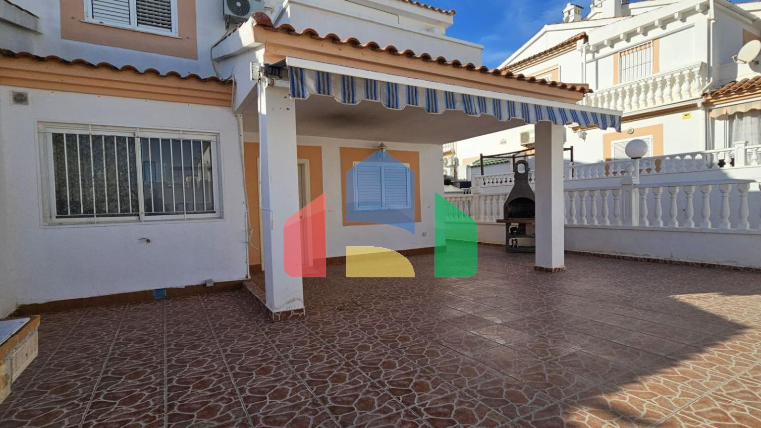 Дуплекс в Ориуэла Коста ID 0-D41123