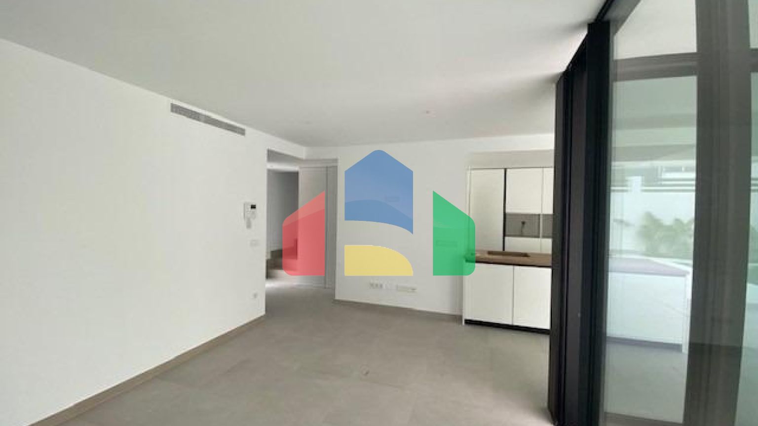 НОВЫЕ ВИЛЛЫ В ОРИУЭЛА КОСТА