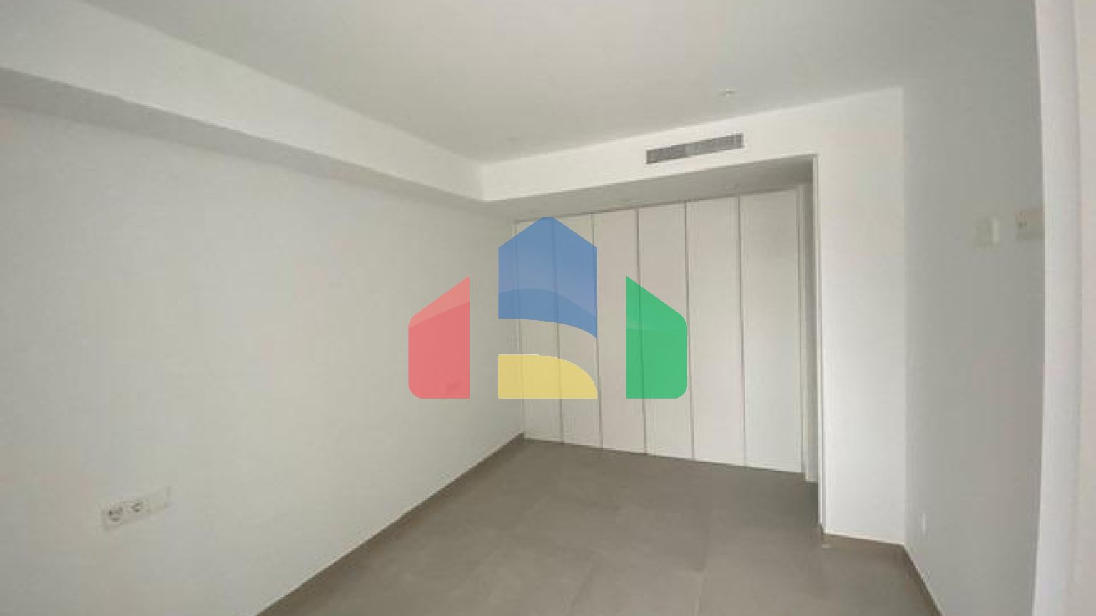 НОВЫЕ ВИЛЛЫ В ОРИУЭЛА КОСТА