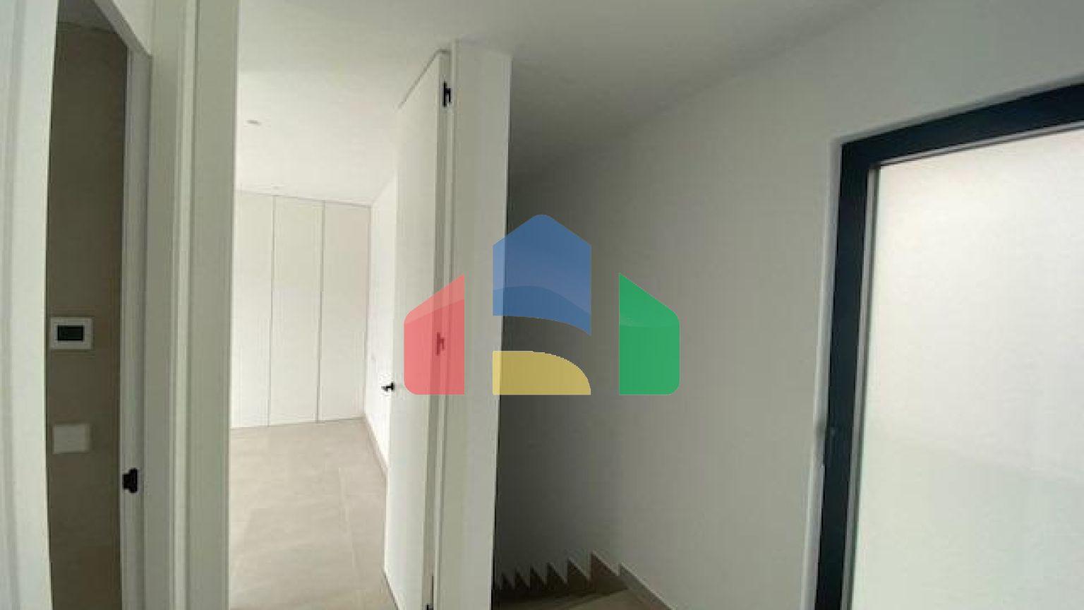 НОВЫЕ ВИЛЛЫ В ОРИУЭЛА КОСТА