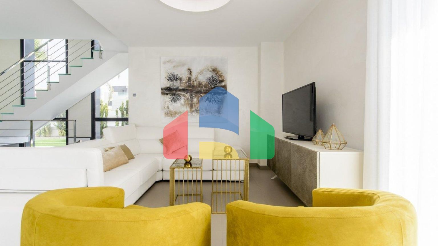 НОВЫЕ СТРОИТЕЛЬНЫЕ ВИЛЛЫ В 250 М ОТ ПЛЯЖА В КАМПУМОРЕ