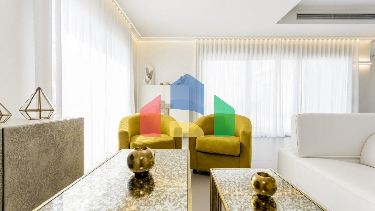 НОВЫЕ СТРОИТЕЛЬНЫЕ ВИЛЛЫ В 250 М ОТ ПЛЯЖА В КАМПУМОРЕ