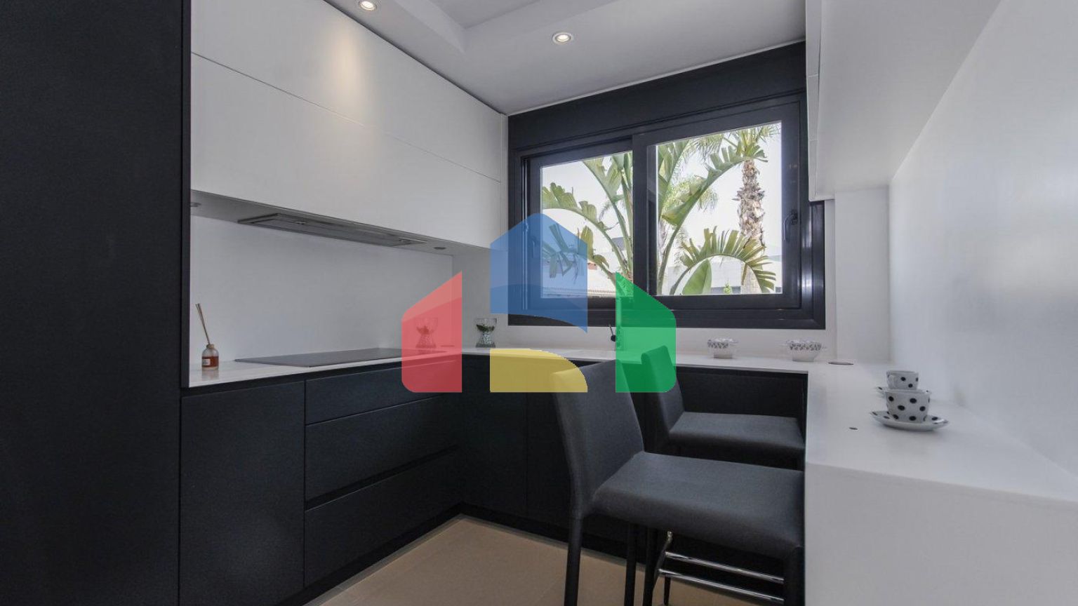 НОВЫЕ СТРОИТЕЛЬНЫЕ ВИЛЛЫ В 250 М ОТ ПЛЯЖА В КАМПУМОРЕ