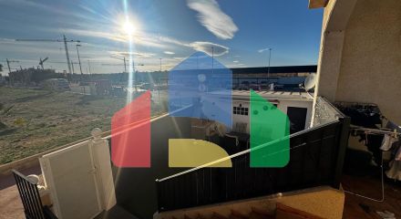 Южное бунгало, 2 спальни и общий бассейн в Ла Флориде (Ориуэла Коста)