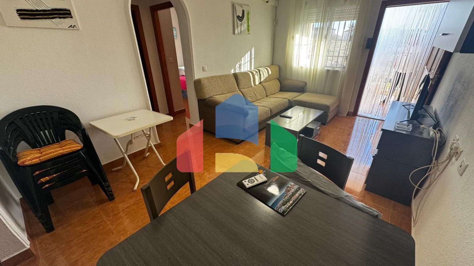 Южное бунгало, 2 спальни и общий бассейн в Ла Флориде (Ориуэла Коста)