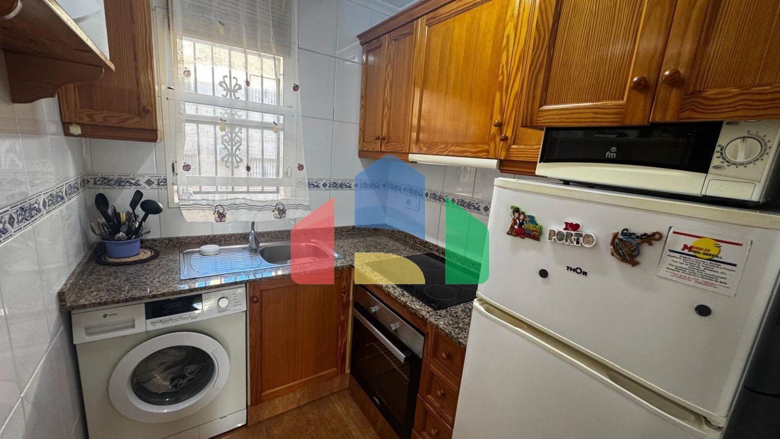 Южное бунгало, 2 спальни и общий бассейн в Ла Флориде (Ориуэла Коста)