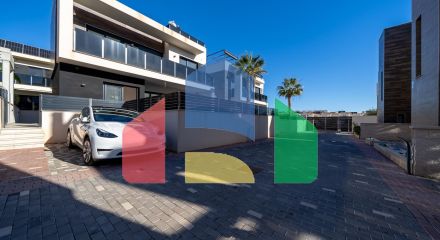 New Detached House for Sale in Orihuela!