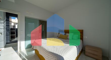 Новый частный дом в Ориуэле!