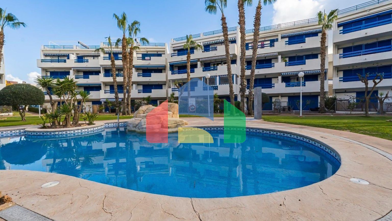 ЭКСКЛЮЗИВНАЯ КВАРТИРА С ВИДОМ НА МОРЕ ИЗ ДВУХ HAB. В ЖИЛОМ LA CALMA — ORIHUELA COSTA