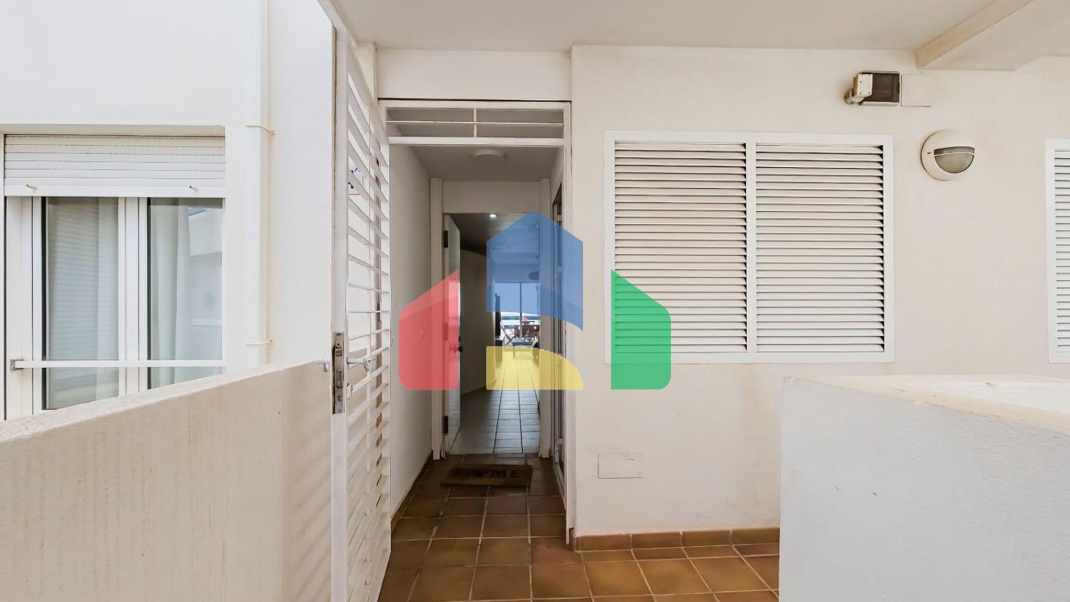 ЭКСКЛЮЗИВНАЯ КВАРТИРА С ВИДОМ НА МОРЕ ИЗ ДВУХ HAB. В ЖИЛОМ LA CALMA — ORIHUELA COSTA