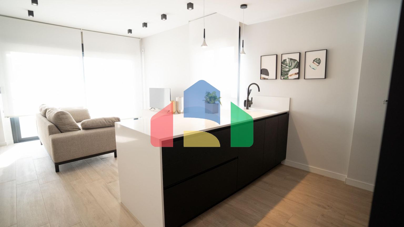 НОВЫЙ ЖИЛОЙ КОМПЛЕКС В ОРИУЭЛА КОСТА