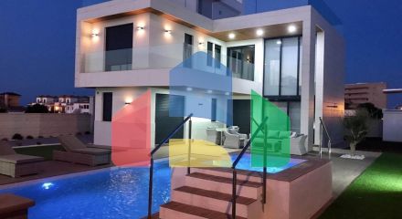 НОВЫЕ ВИЛЛЫ В КАМПОАМОРЕ