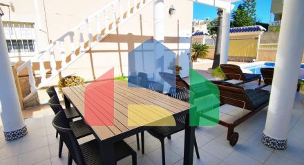 Просторный шале в Ла Флорида, Орихuela Коста — Идеально для наслаждения солнцем и пляжем Просторный шале в Ла Флорида, Орихuela Коста — Идеально для наслаждения солнцем и пляжем