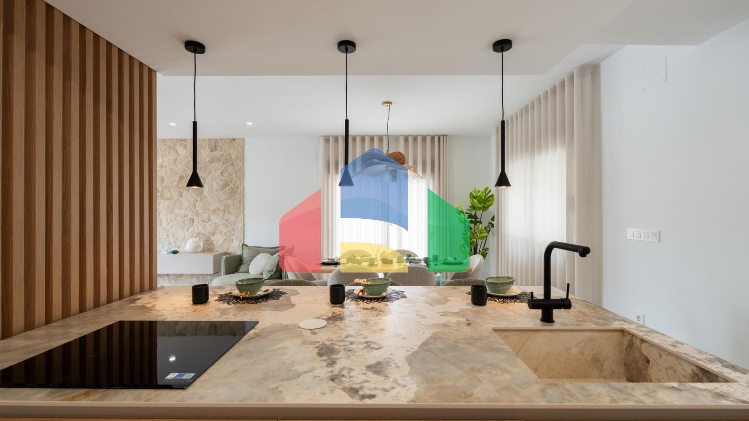 Роскошная вилла в 800 метрах от моря в Кампоамор, Южное побережье Бланка