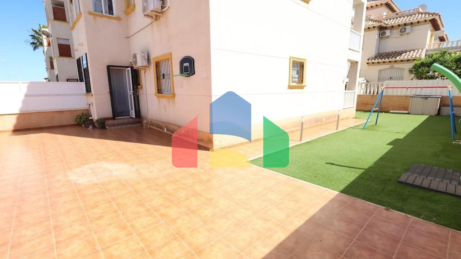 Бунгало в Ориуэла Коста ID B10827