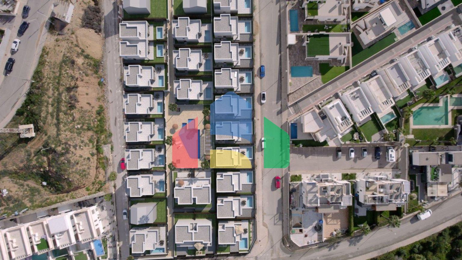 НОВЫЕ ВИЛЛЫ В ОРИУЭЛА-КОСТА